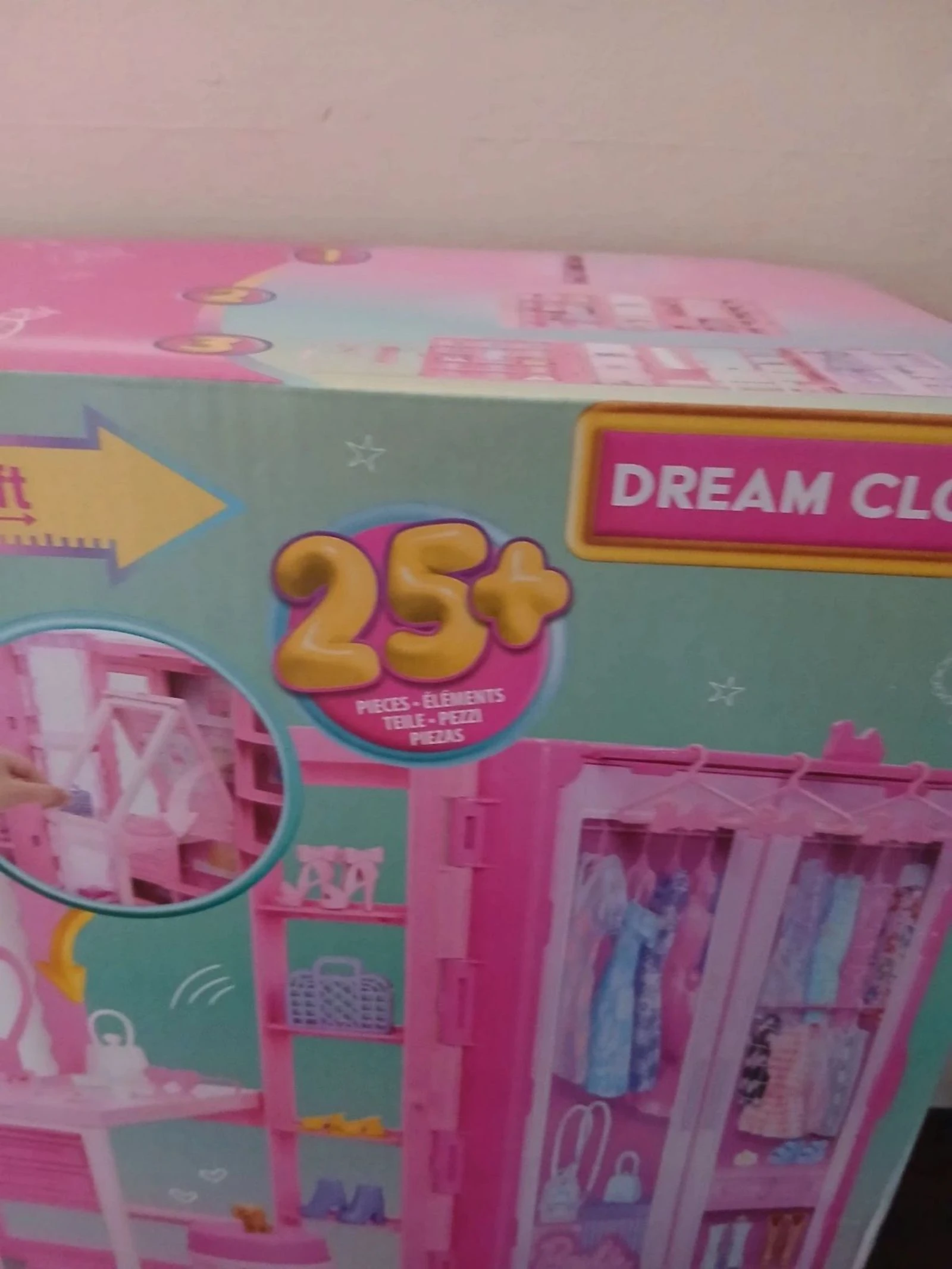 Barbie Dream Closet with doll and accessories – photo 5
